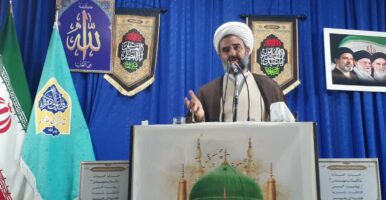 تأکید امام جمعه پارسآباد بر مقابله با جنگ روانی دشمن و ضرورت مدیریت مصرف سوخت